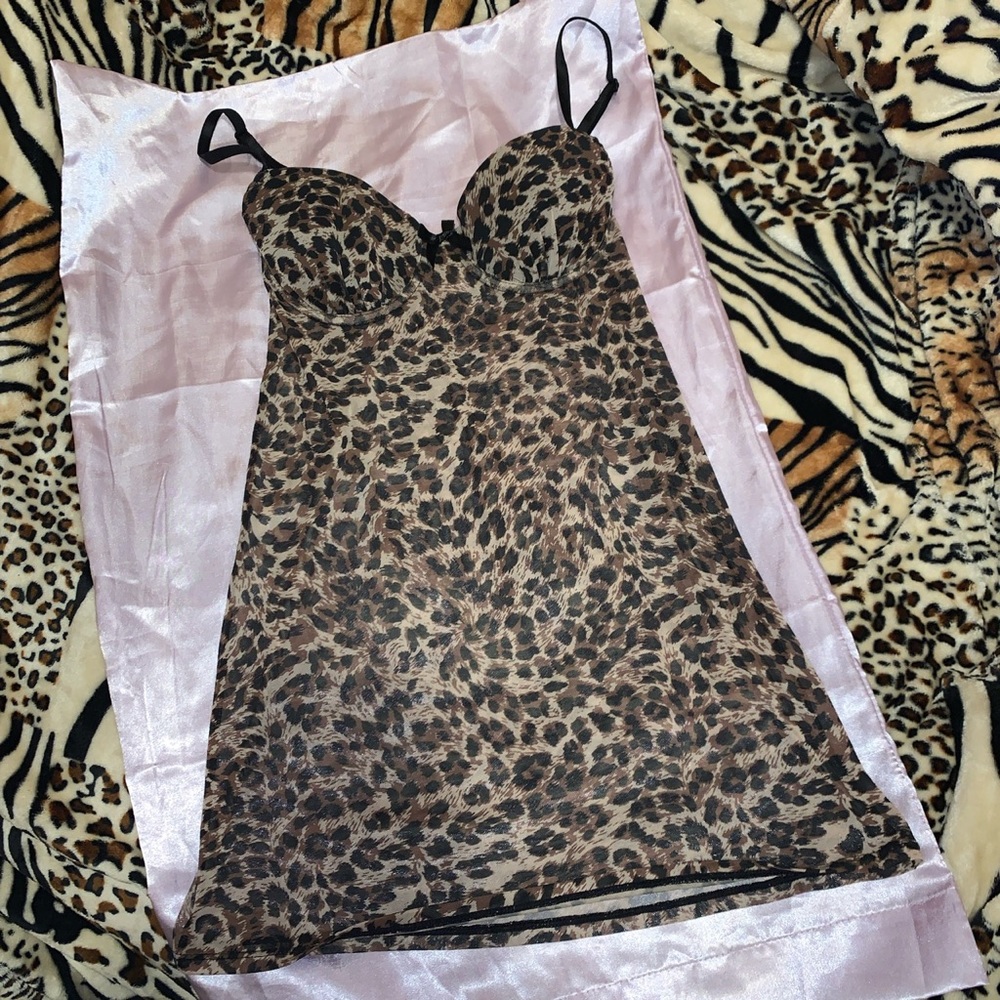 Lingere cheetah/leopard print mini dress